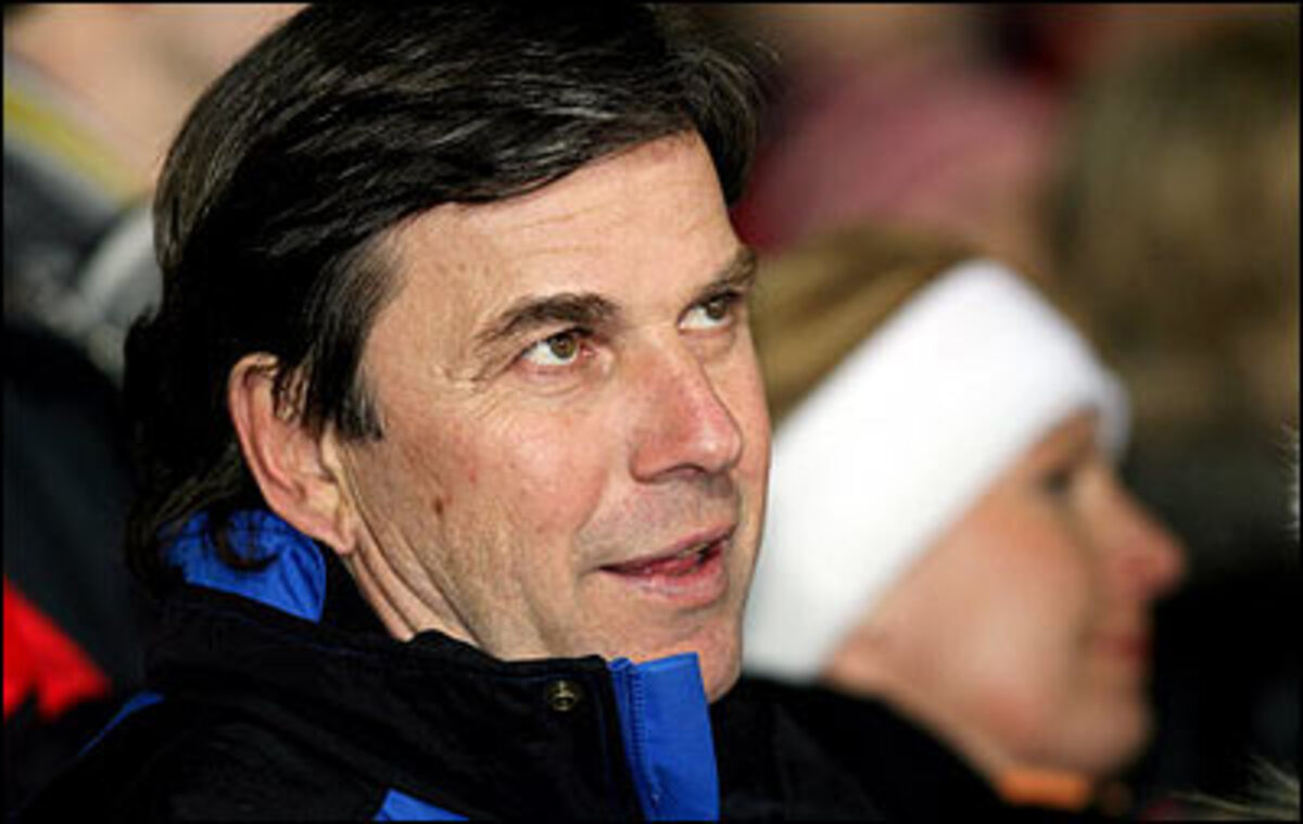 Skeptischer Blick vom steirischen Landeshauptmann Franz Voves. Der Schwede Jens Byggmark legte einen entfesselten zweiten Lauf hin und katapultiert sich mit enormen Vorsprung auf Platz 1. Vorläufig.