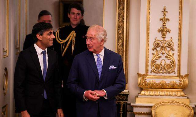 Der britische Premier Rishi Sunak und König Charles im Buckingham Palace.