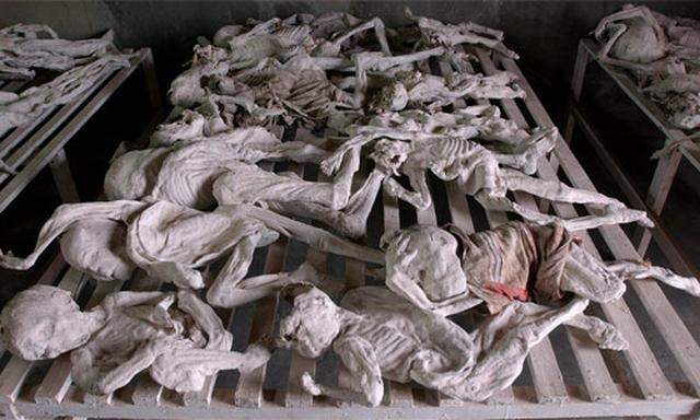 Das Grauen des Genozids. Eine Gedenkstätte in der südruandesischen Murambi-Technikschule erinnert an den Völkermord von 1994. 