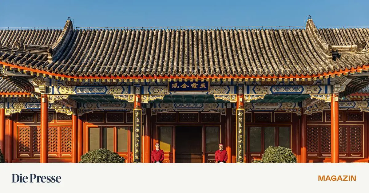 Palastfantasien-in-Peking-und-der-kostbarste-Schmuck-der-Welt-premium-