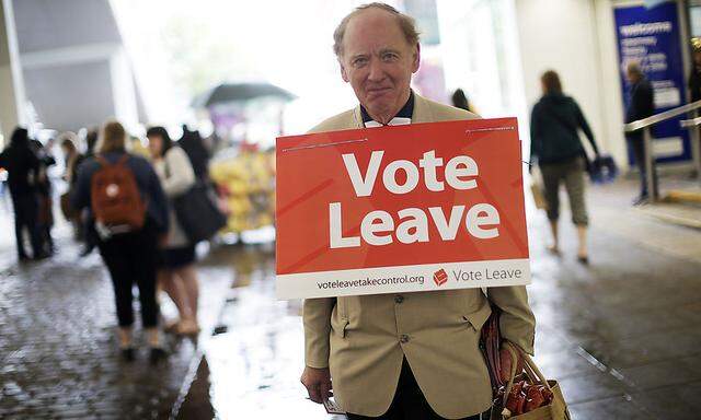 Vote Leave Campaigners Distribute Brexit Paraphernalia Ahead Of The EU Referendum