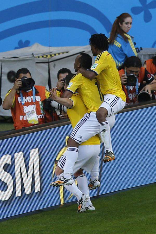 Kolumbien jubelt beim WM-Comeback nach 16 Jahren im Dreierpack: 3:0-Sieg gegen Griechenland.
