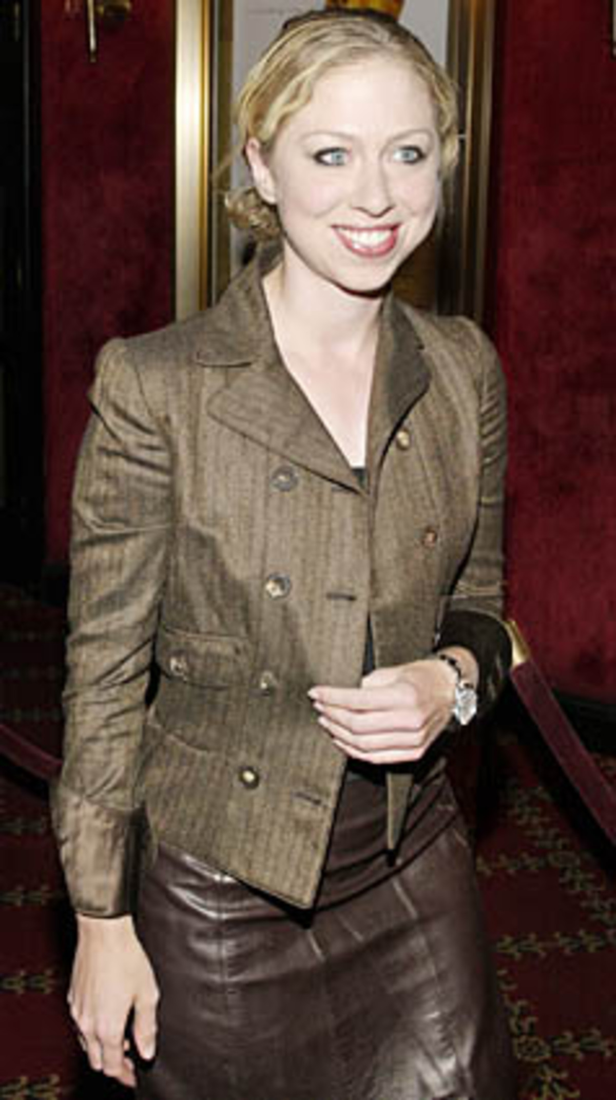 Chelsea selbst zeigt kein Interesse an einer politischen Laufbahn und auch sonst scheint sich die 30-Jährige wenig daraus zu machen, einer der mächtigsten politischen Familien der USA anzugehören.