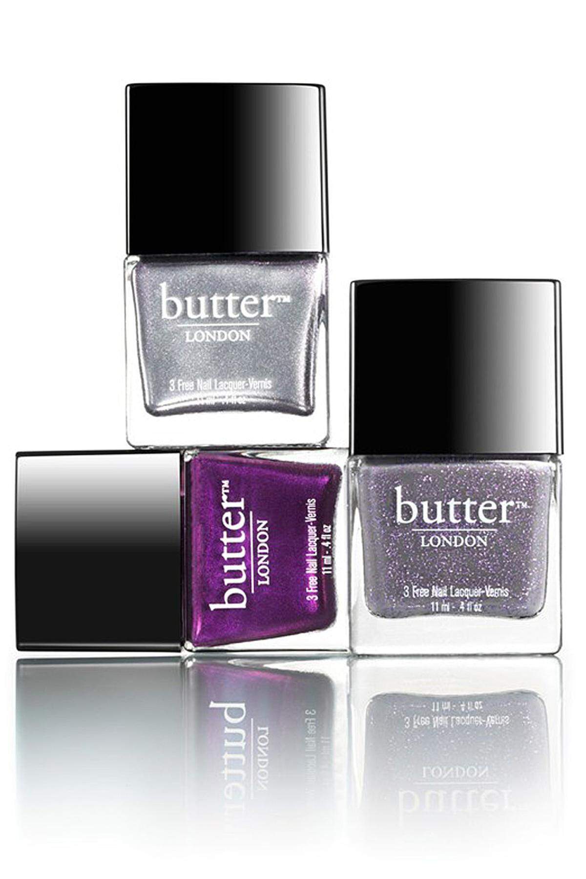 Auch die Kosmetikwelt wurde vom Babyfieber gepackt. So brachte Butter London den Nagellack "Pitter Patter" zu Ehren des/der neuen Thronfolgers/in heraus. Der Name des Aubergine schimmernden Lacks bedeutet so viel, wie das Getrappel von Kinderfüßen. Mit dem Nagellack-Duo "Baby Boy or Baby Girl?" ist die Marke "Essie" auf der sicheren Seite.