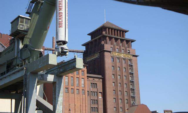 Die Rolandmühle am Bremer Holz- und Fabrikenhafen.