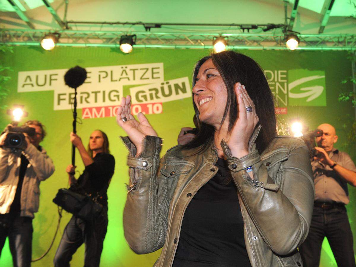 Während der eineinhalbstündigen Veranstaltung im Architekturzentrum im Museumsquartier ziehen die Wiener Grünen und ihre Chefin Maria Vassilakou ein positives Resümee der eigenen Wahlkampf-Performance.