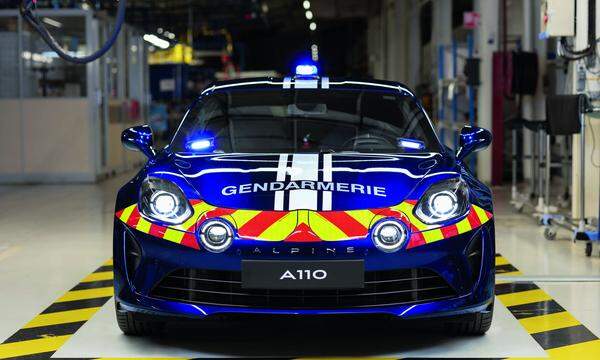 Neuauflage: Die heutige Gendarmerie-Alpine sorgt vielleicht nicht für mehr Verkehrssicherheit, aber bestimmt für höhere Arbeitsmoral in der Truppe.