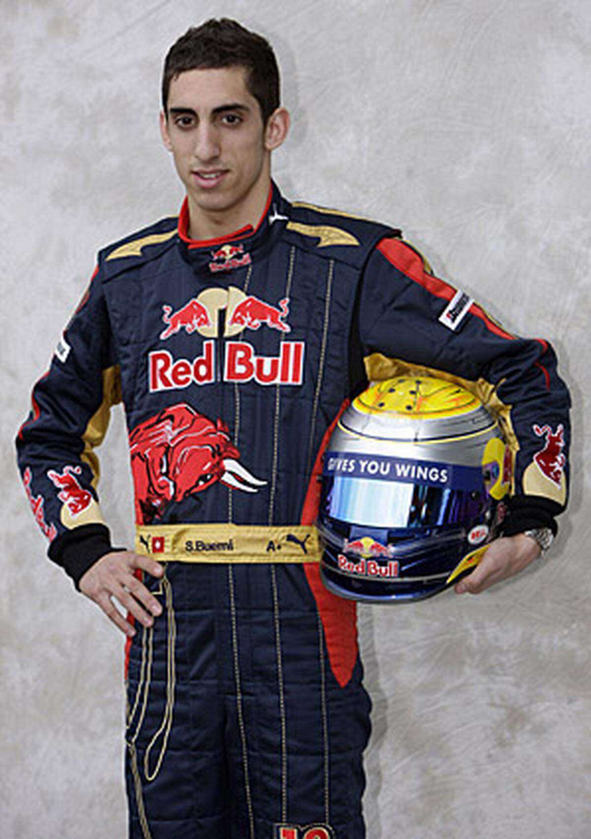 Sebastien BUEMI (Schweiz)  Geboren am: 31. Oktober 1988 in Aigle/Schweiz  Größe/Gewicht: 1,76 m/63 kg  Wohnsitz: Manama/Bahrain  Familienstand: ledig  Größte Erfolge: Größte Erfolge: Zwei Siege GP2, Zweiter Formel-3-Euroserie 2007, (bisher noch kein Grand Prix in der Formel 1)
