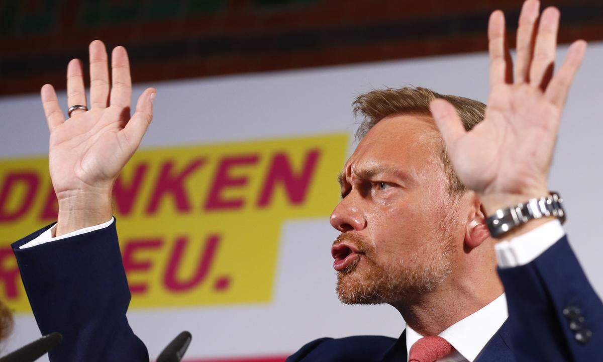 4) Die Liberalen ziehen Wähler von CDU/CSU ab Neu im Bundestag, wenn auch nur nach einer Pause, ist die liberale FDP von Parteichef Christian Lindner, der vor lauter Jubel kaum seine Rede in der Parteizentrale unterbrachte.