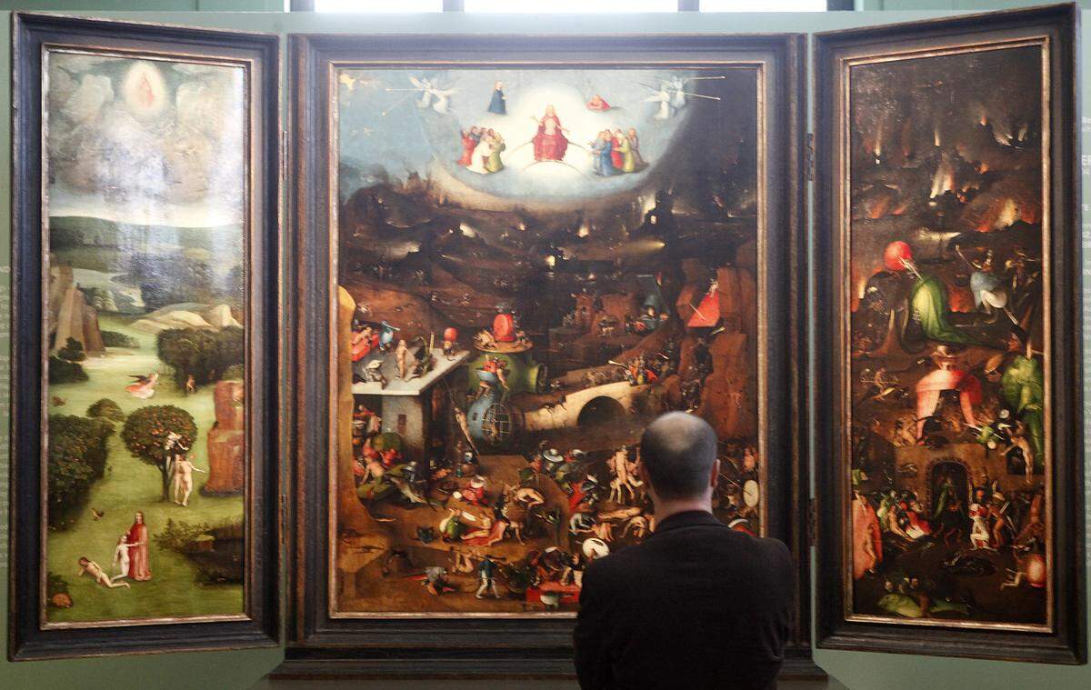 Typisch für Bosch sind seine kleinen "Monster", Mischwesen, und surreale Gerätschaft  - zu sehen auch im "Weltgerichtstriptychon" in Wien in der Gemäldegalerie in der Akademie der bildenden Künste. Es gehört zu den Hauptwerken des mittelalterlichen Grotesken- und Apokalypsenmeisters, und reiste weder nach Madrid noch nach 's-Hertogenbosch. Aus konservatorischen Gründen darf es grundsätzlich nicht auf Reisen gehen. "Weltgerichtstriptychon", 1485 bis 1505