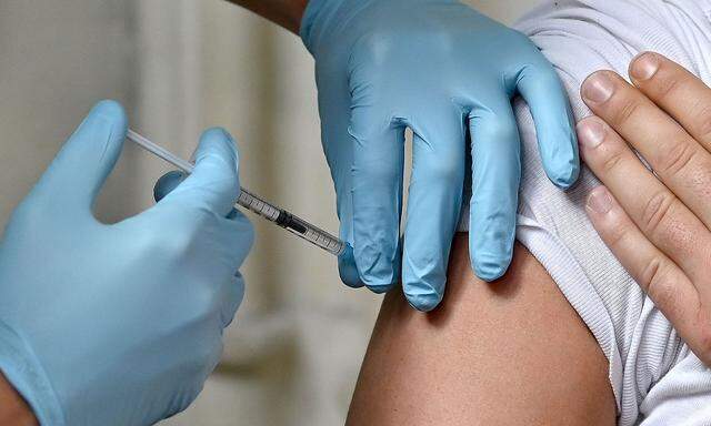 Die Impfgeschwindigkeit ist im Zuge des Sommers rapide gesunken.