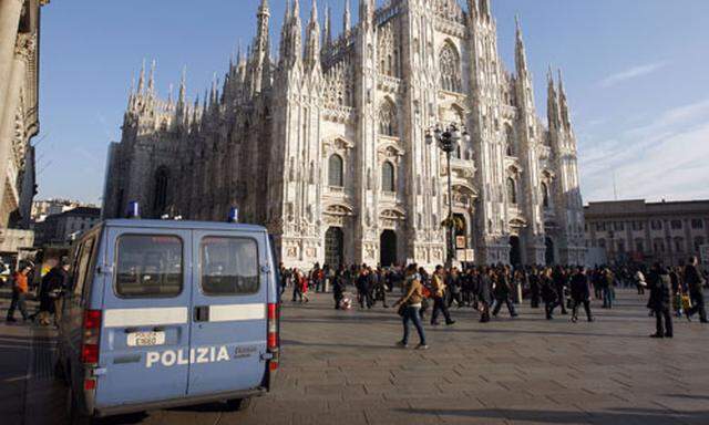 Arrests in Milan