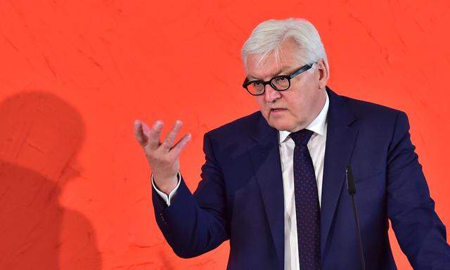 Frank-Walter Steinmeier am Dienstag vor Vertretern der Auslandspresse.