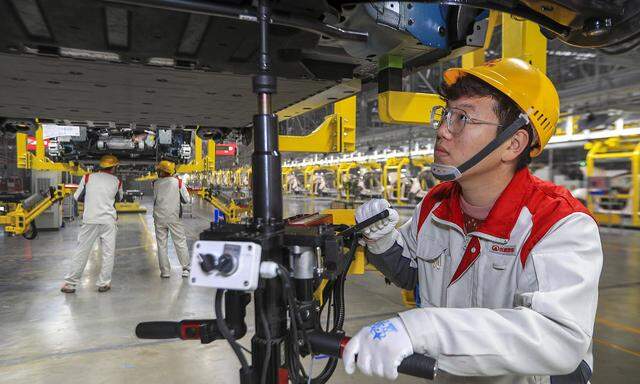 TAIZHOU, CHINA - NOVEMBER 24: Employees work at the manufacturing base of Great Wall Motors (GWM) on November 24, 2020