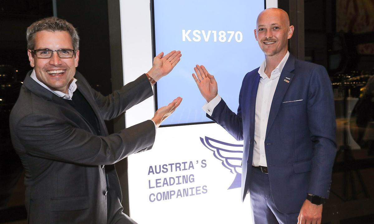 Nimbusec-Geschäftsführer Alexander Mitter (l.) und KSV1870-Regionalleiter Stephan Kletzmayr.