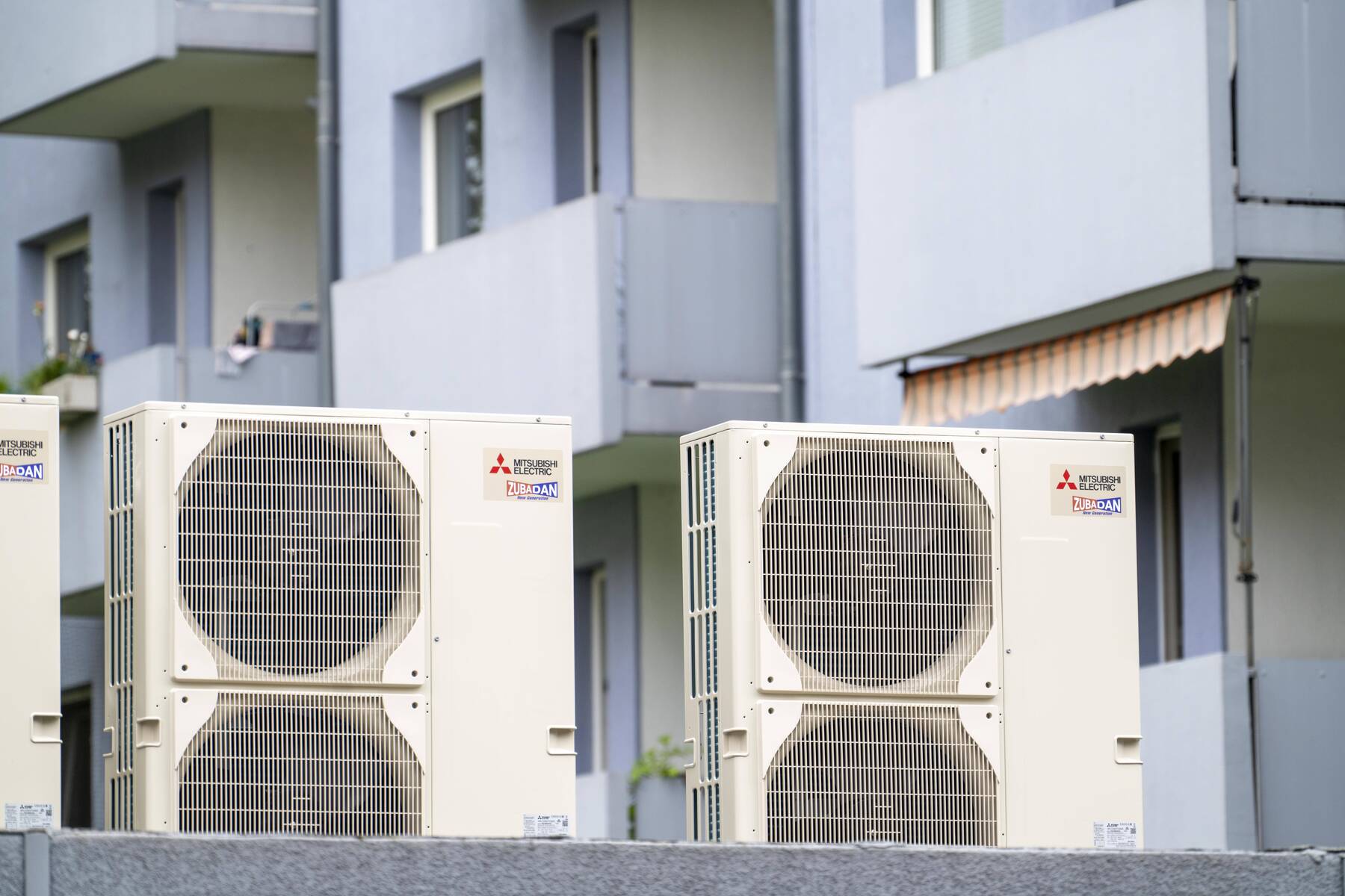 Heat Pumps: A More Efficient Alternative to Air Conditioning for Summer Cooling?