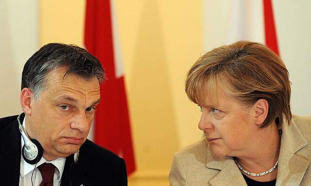 Orban und Merkel, Aufnahme von 2011