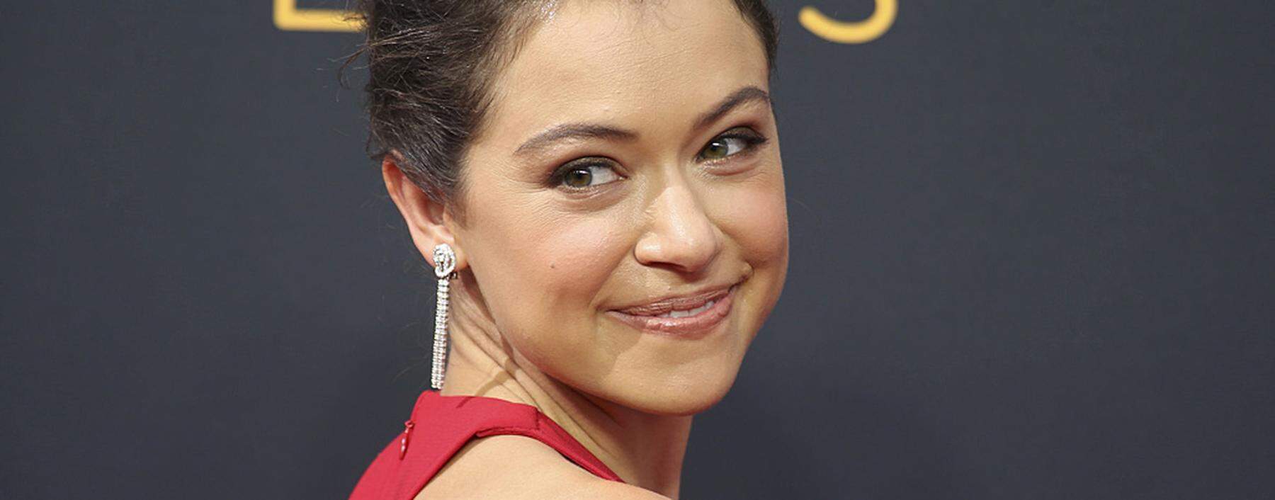 Actress Tatiana Maslany from the BBC series ´Orphan Black´ arrives at the 68th Primetime Emmy Awards in Los Angeles, California
