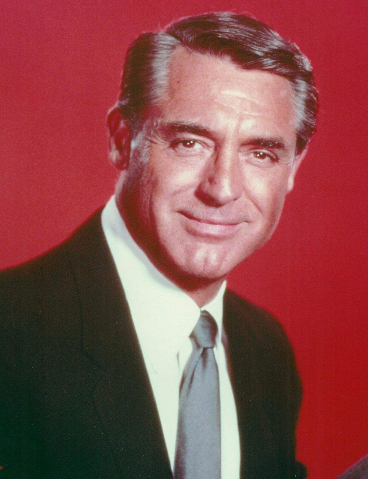 Ein charmantes Lächeln hatte Cary Grant immer auf den Lippen und verkörperte damit Frauenheld und Gentleman gleichermaßen.