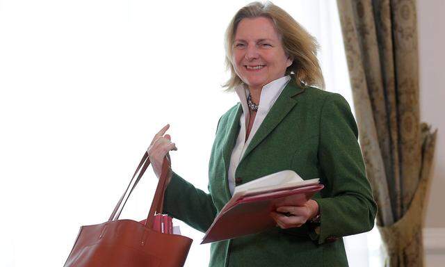Austria´s Foreign Minister Karin Kneissl arrives for a cabinet meeting in Vienna