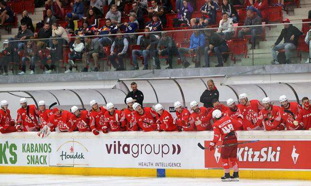 ICE HOCKEY - Red Bull Salute