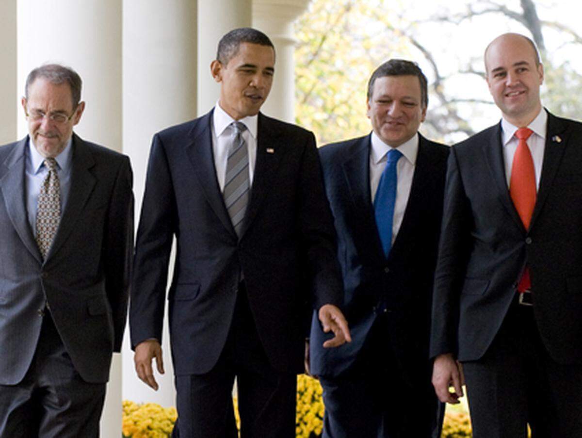 "Mitsprache in der Welt" auf Platz neun. 31 Prozent der Österreicher sehen das so - wie 25 Prozent aller Europäer.  Im Bild: EU-Außenbeauftragter Javier Solana, Kommissionspräsident Jose Manuel Barroso und Ex-Ratsvorsitzender Frederik Reinfeldt mit US-Präsident Barack Obama.