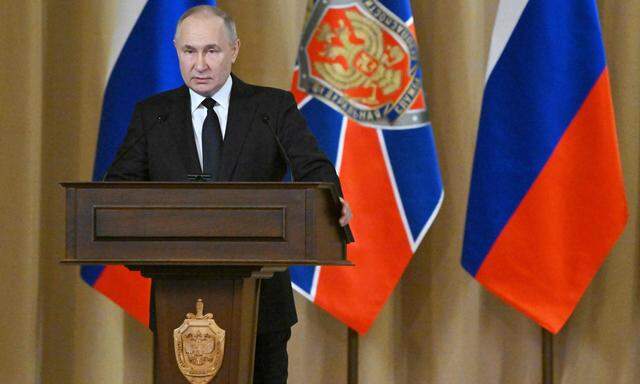 Wladimir Putin bei seiner Rede vor Vertretern des FSB.