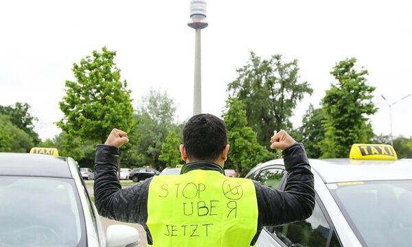 TAXI-DEMO IN WIEN