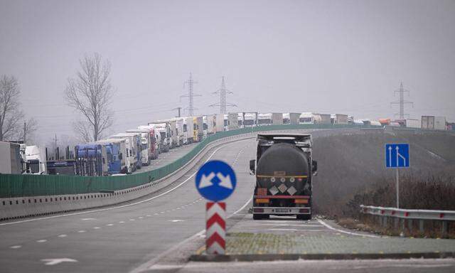 Grenzübergang zwischen Rumänien und Bulgarien. Österreichs Blockade gegen den Schengen-Beitritt Rumäniens und Bulgariens sorgt für Verstimmung.