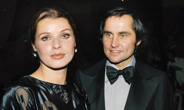 Seit 1966 war Michael Verhoeven mit Schauspielerin Senta Berger verheiratet. Hier sieht man die beiden auf einem Archivbild aus dem Jahr 1974.