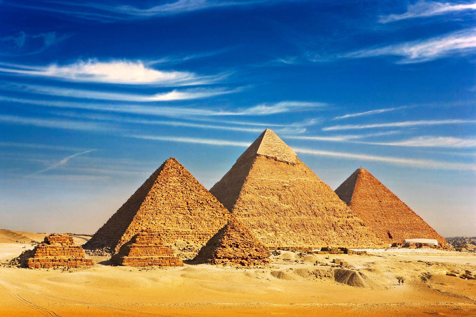 Cairo's Enduring Allure: From Ancient Wonders to Mamluk Masterpieces