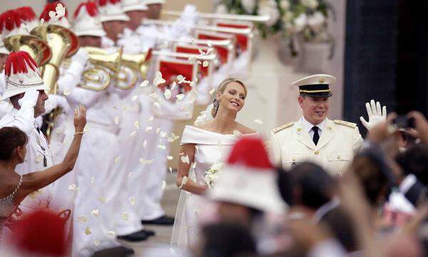 Fürst Albert II. von Monaco und Charlene hatten 2011 mit 4000 Geladenen bei der Trauungszeremonie die bisher umfangreichste Gästeliste.