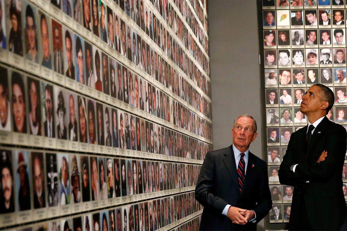 "Dieses ist ein Platz, um die Opfer, die Helfer und den Mut zu feiern. Und die ausgestreckte Hand, die damals zum Symbol des Widerstandes gegen die Unmenschlichkeit des Terrorismus wurde", sagte New Yorks Ex-Bürgermeister Michael Bloomberg. "Es kann schwer sein, durch dieses Museum zu gehen. Aber es wird unmöglich sein, sich nicht inspirieren zu lassen."