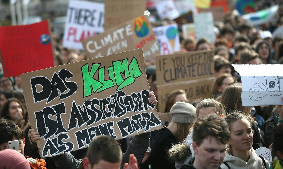 WIEN: KLIMA-DEMO - ´FRIDAYSFORFUTURE´