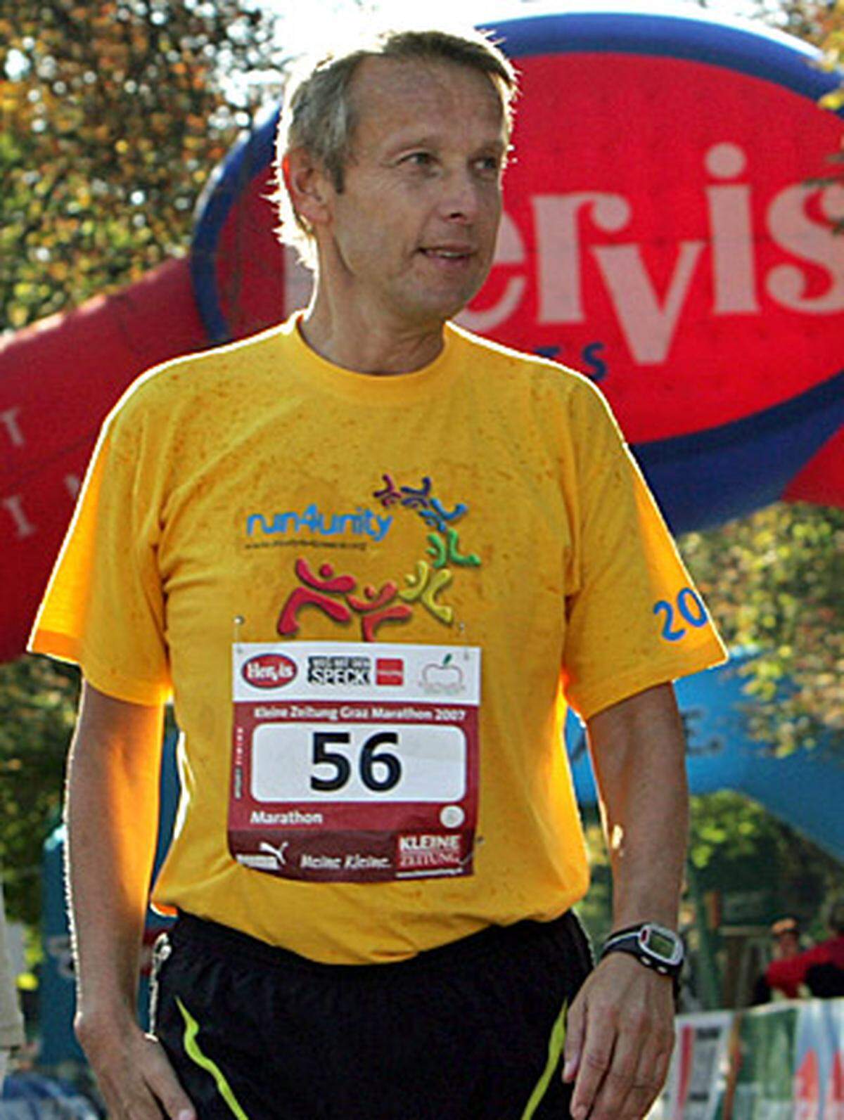  Reinhold Lopatka (ÖVP) ist Staatssekretär für Koordination und Finanzen.    Der passionierte Marathonläufer beweist Ausdauer und lässt seinen Jahren im Staatssekretariat im Bundeskanzleramt weitere im Staatssekretariat für Koordination und Finanzen folgen.