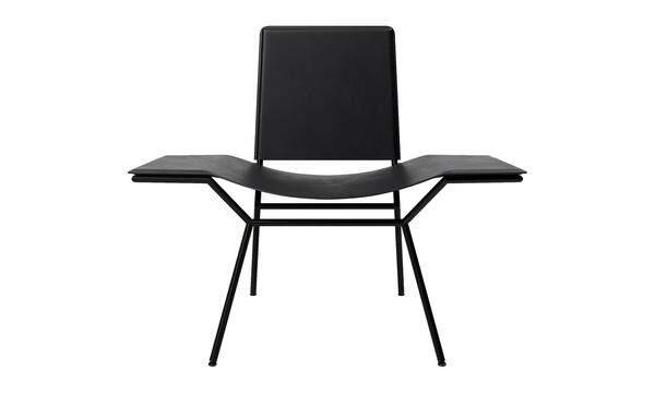 Walter Knoll. Auch hier die strenge Geome­trie: „Aisuu“ von Ginger Zalaba.