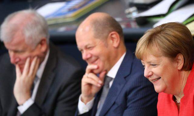 Aus dem Archiv (v.r.): die deutsche Kanzlerin Angela Merkel, Finanzminister Olaf Scholz und Innenminister Horst Seehofer