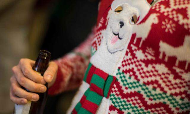 Bei Weihnachtsfeiern fließt Alkohol oft in Strömen. Die enthemmende Wirkung wurde schon manchen zum Verhängnis.