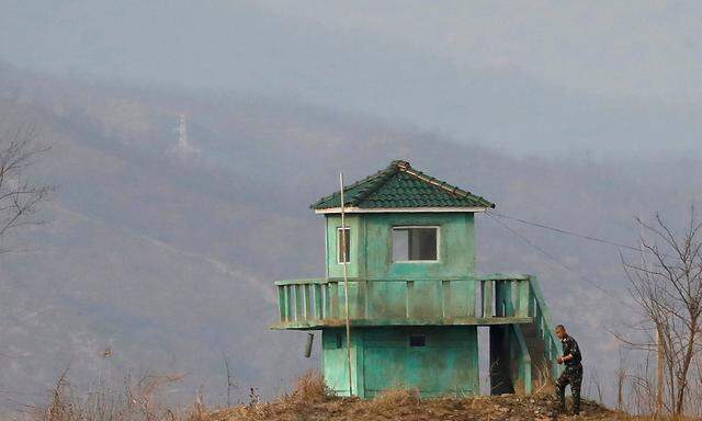 Ein Wachposten an der nordkoreansichen Grenze.
