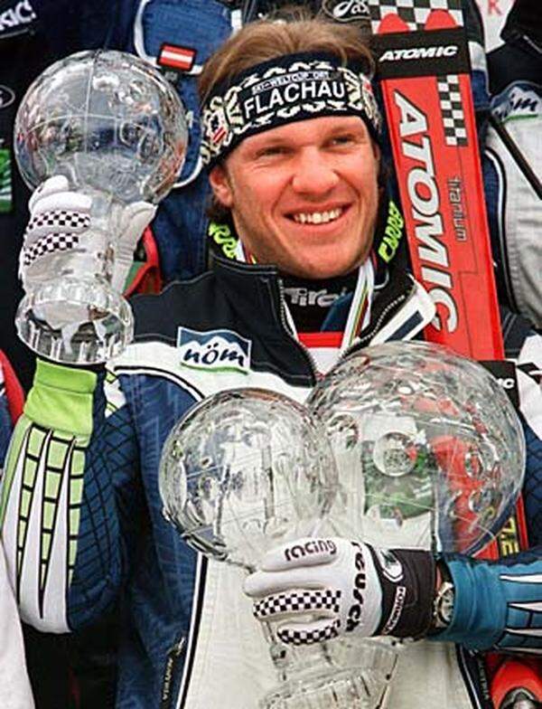 Neben den kleinen Kugel mit Super-G und Riesentorlauf gewinnt Maier als erster Österreicher seit Karl Schranz 1970 die große Kristallkugel für den Sieger des Gesamtweltcups.