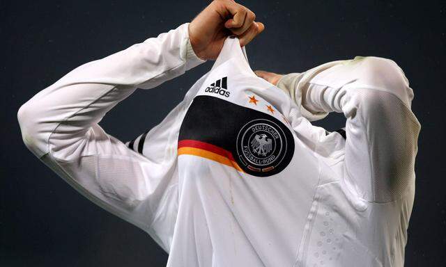 Ab dem Jahr 2027 wird sich die deutsche Nationalmannschaft nur noch Trikots von dem US-amerikanischen Ausrüster Nike überstreifen. 