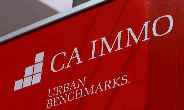 FILE PHOTO: FILE PHOTO: The logo of Austrian property goup CA Immo is pictured during a news conference in Vienna