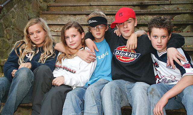 Jugendliche Gruppe - group of teenagers