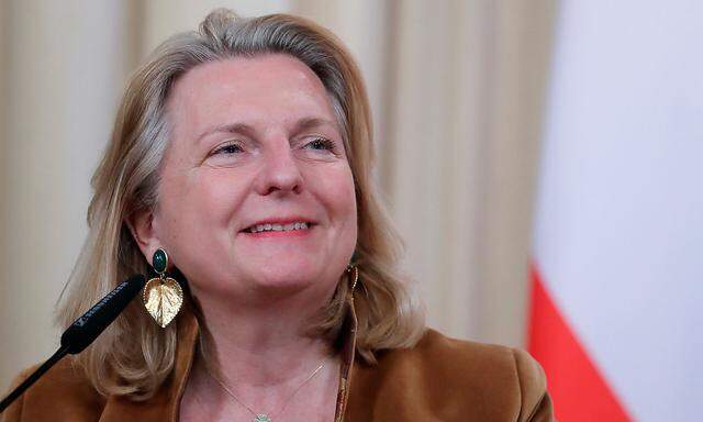 Karin Kneissl