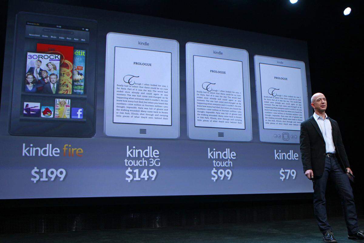 Mit 199 Dollar ist das "Kindle Fire" getaufte Tablet von Amazon um mehr als die Hälfte günstiger als das billigste iPad-Modell. Vorerst aber nur für die USA. In andere Länder will Amazon noch nicht liefern.