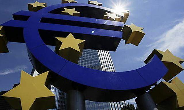 EZB-Chefvolkswirt gegen gemeinsame Anleihe der Euro-Laender