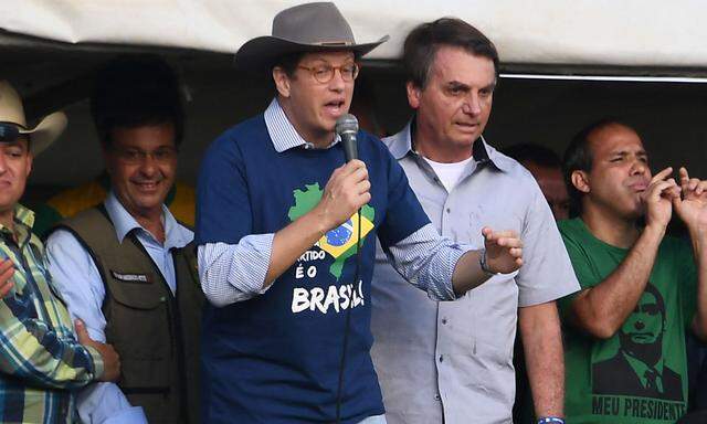 Ricardo Salles und Präsident Jair Bolsonaro.