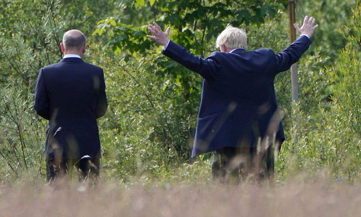 Boris Johnson beim G-7-Gipfel in Deutschland vor wenigen Wochen mit dem deutschen Kanzler Scholz.
