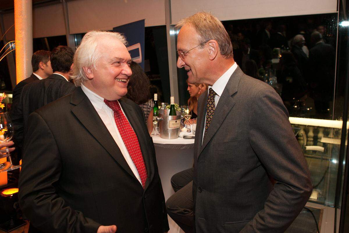 Manfred Stimmler (rechts), Kammeramtsdirektor der Rechtsanwaltskammer Wien, und Herbert Bielesz, Direktionsrat der Erste Bank