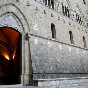 Die italienische Krisenbank Monte dei Paschi bleibt das "schwarze Loch" des italienischen Finanzsektors.